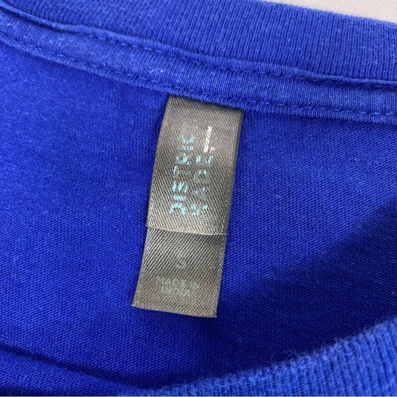 Men’s Outdoor Sports & Recreation Royal Blue Tee - Picture 5 of 5